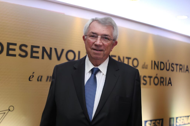 Figura central no Grupo J. Macêdo, Roberto Proença de Macêdo era formado em Engenharia Mecânica pela UFC (Foto: Fiec /divulgação) Imagem: Empresário cearense Roberto Macêdo